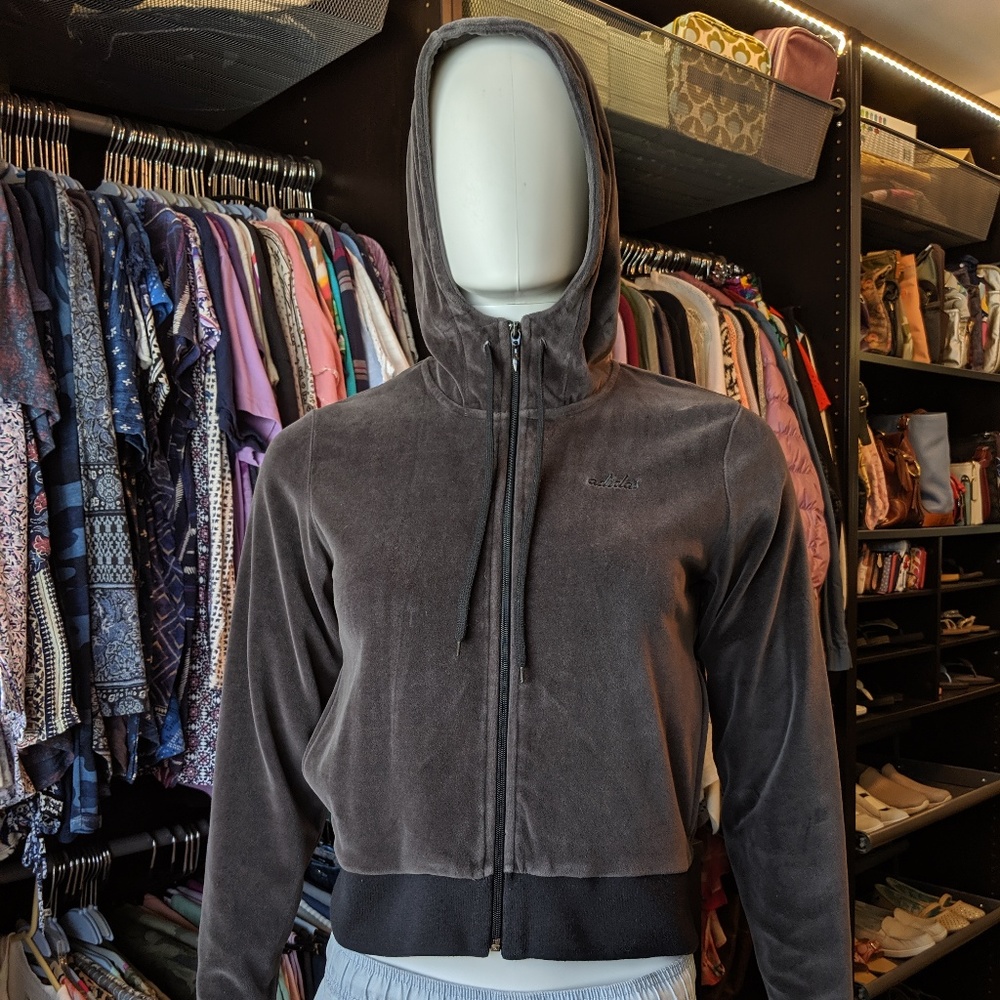 Adidas in Script Zip Velour Jacket Size Large ^-^